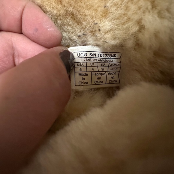 Women’s Ugg Boots Size 5 - Picture 4 of 4